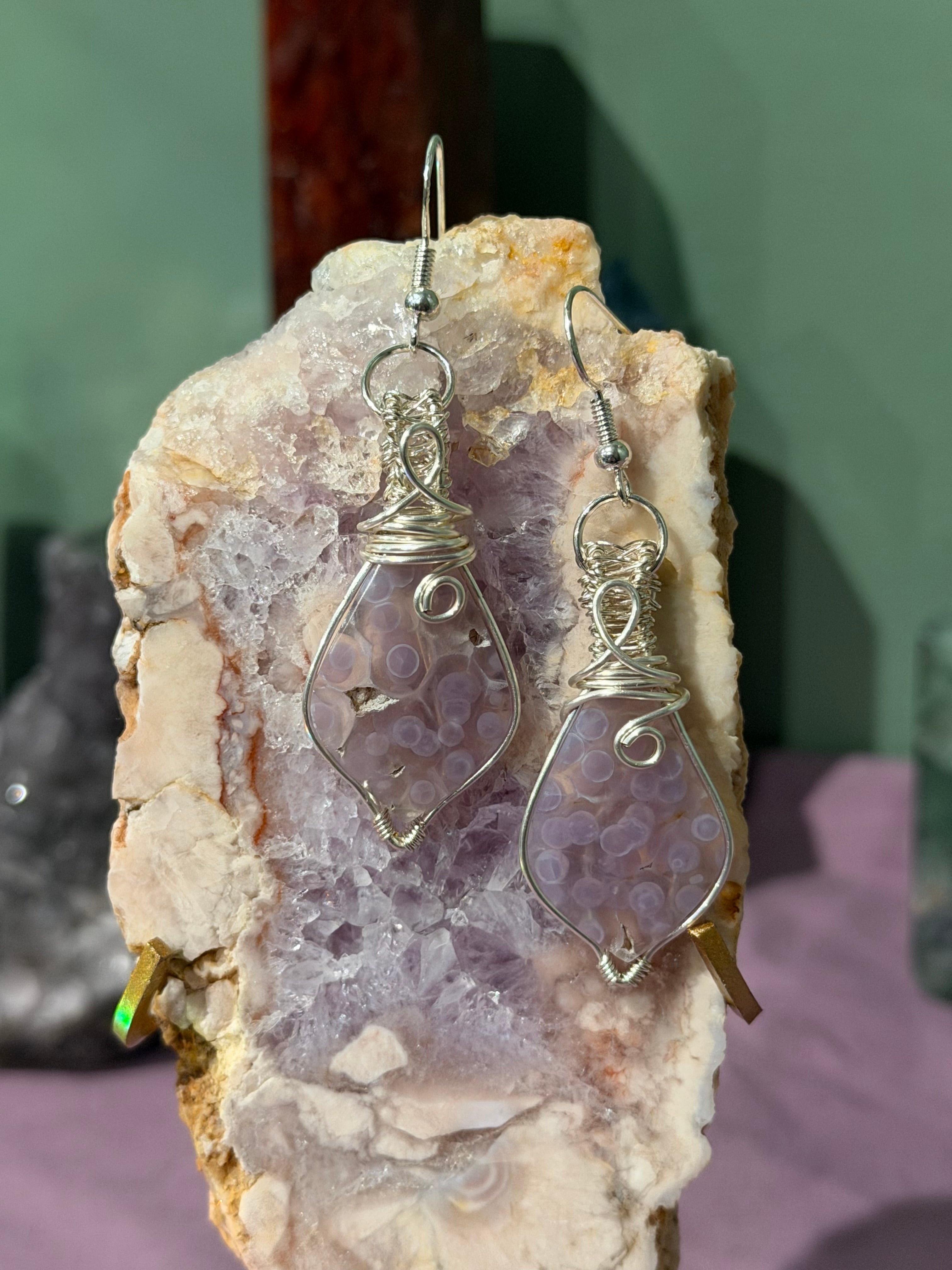 Grape Agate silver-tone copper wire-wrapped earrings