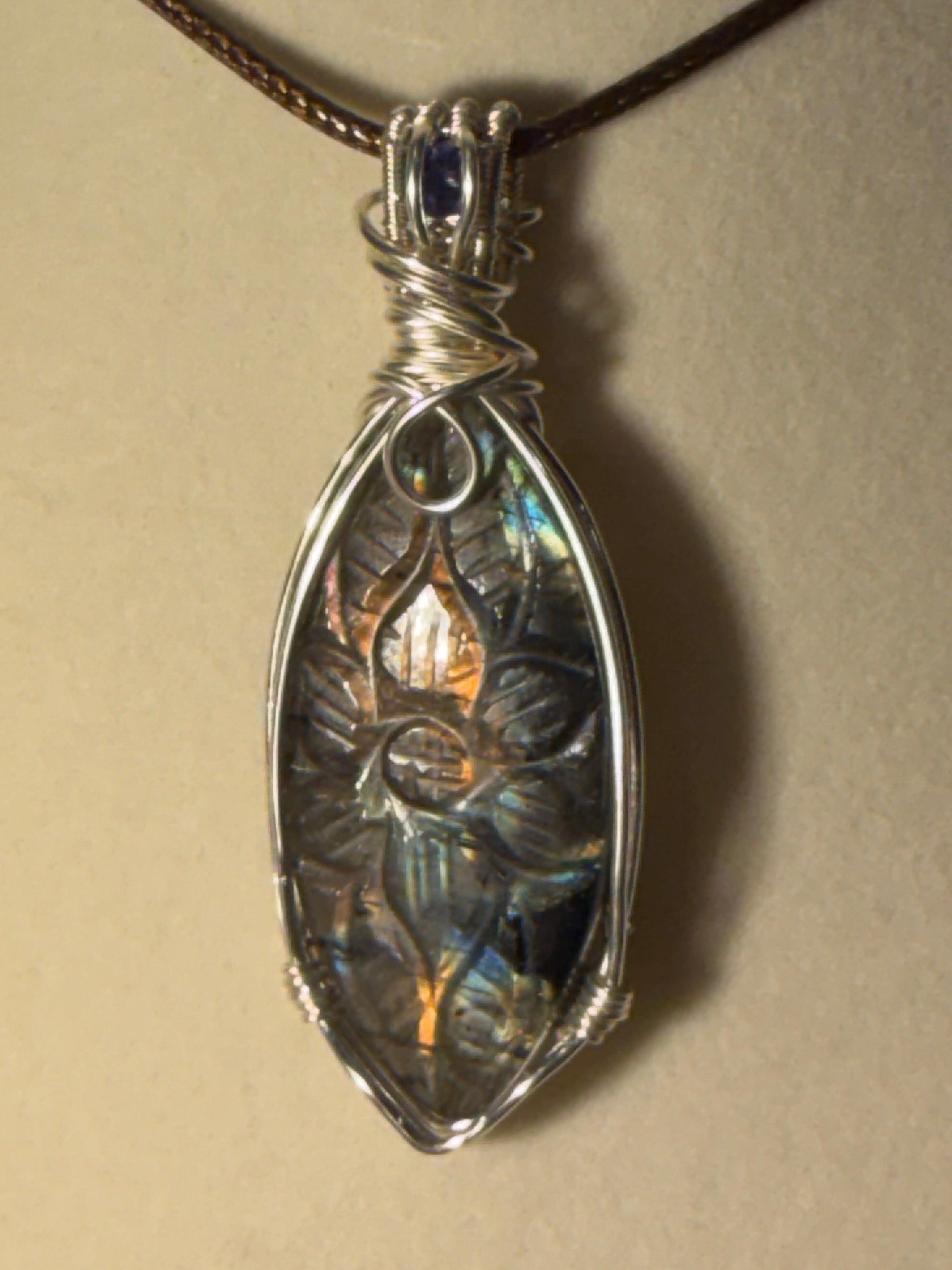 Flower Carved Labradorite & Iolite silver-tone copper wire-wrapped pendant