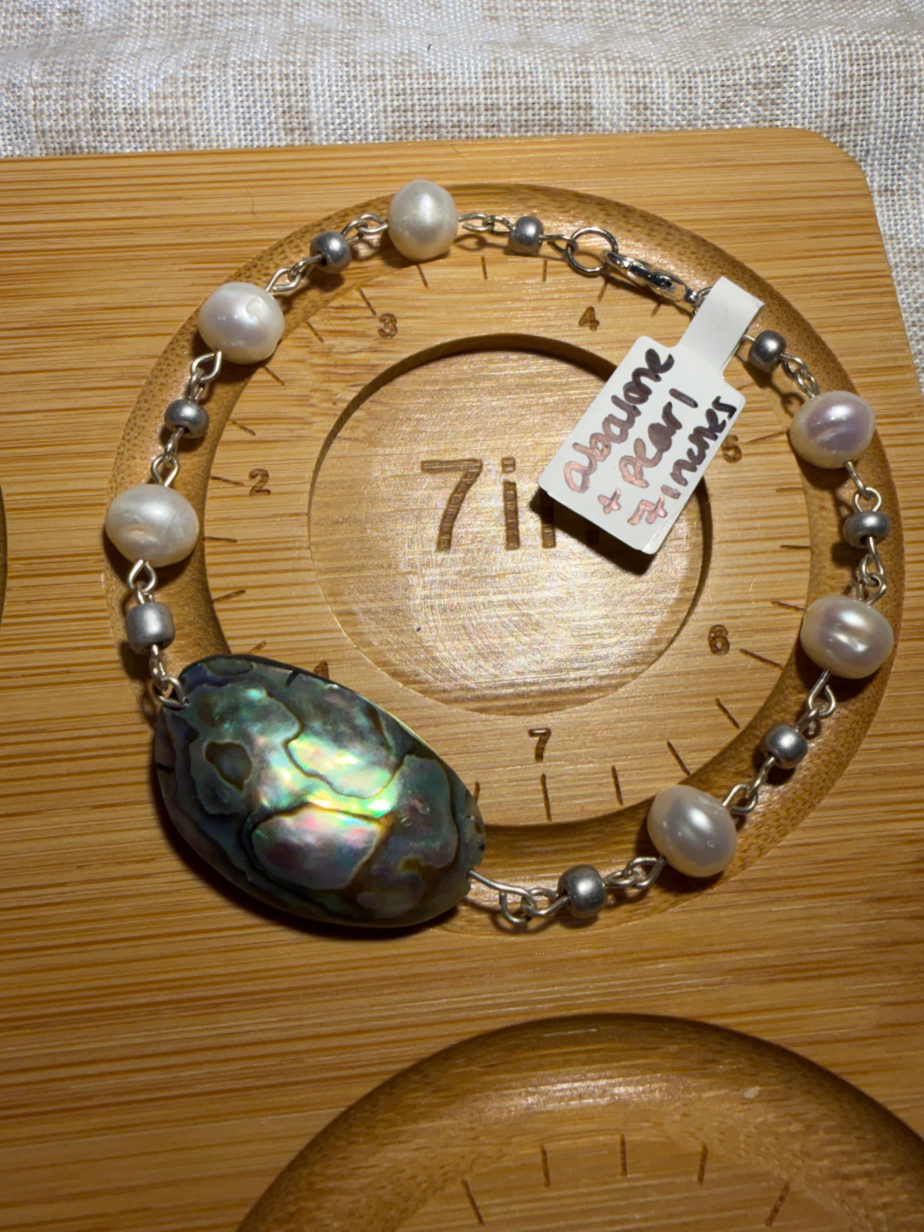 Silver-tone wire Abalone shell & Freshwater Pearl 7 inch bracelet