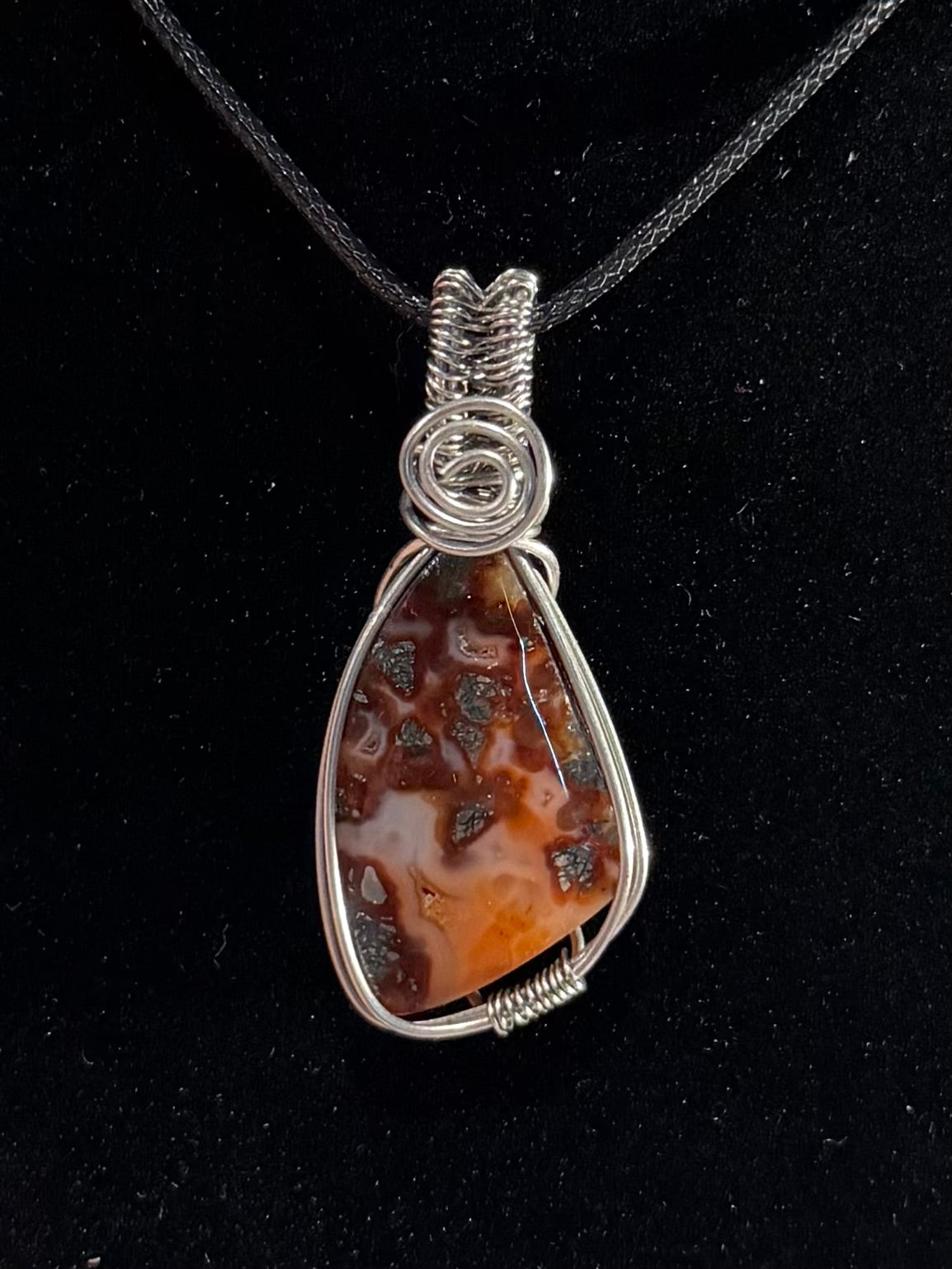 Red Marcasite stainless steel wire-wrapped pendant