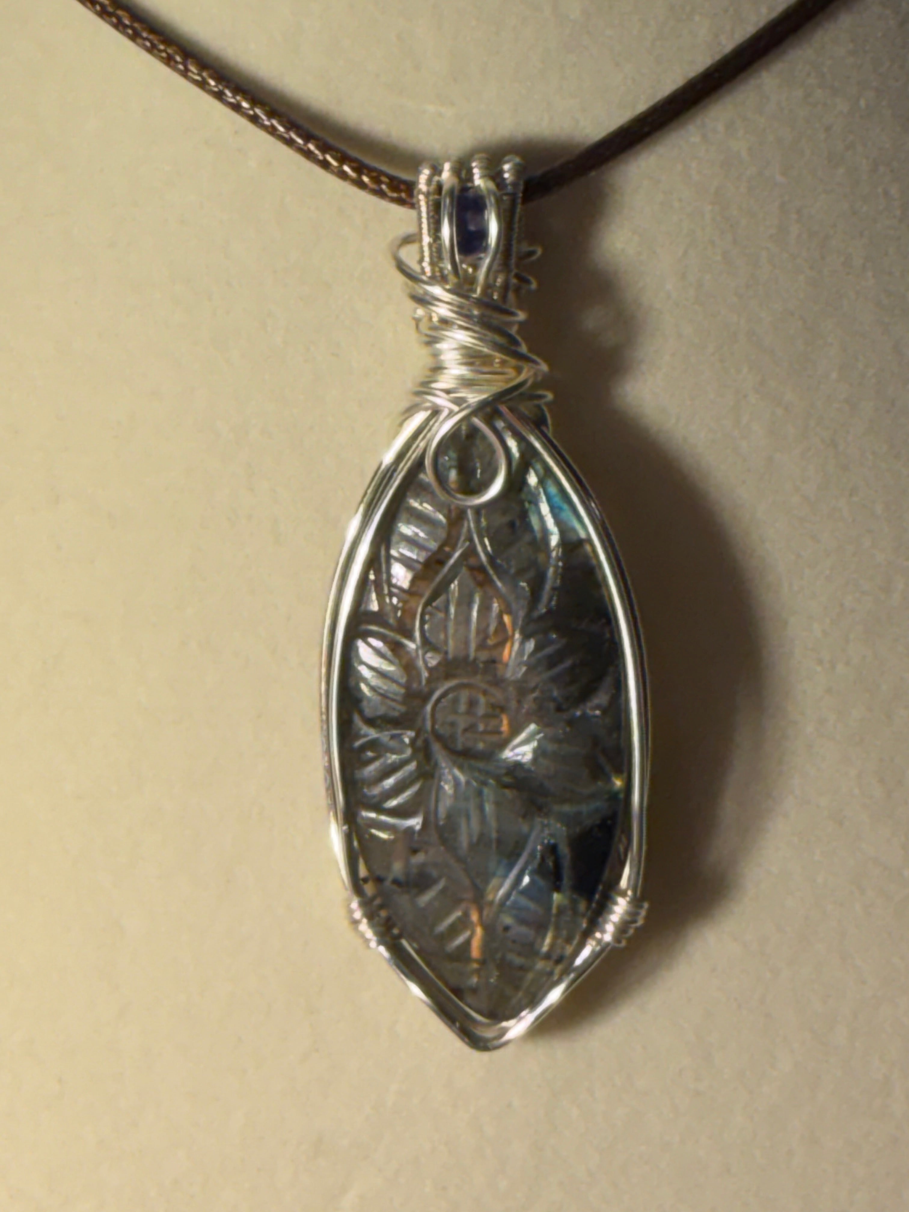 Flower Carved Labradorite & Iolite silver-tone copper wire-wrapped pendant