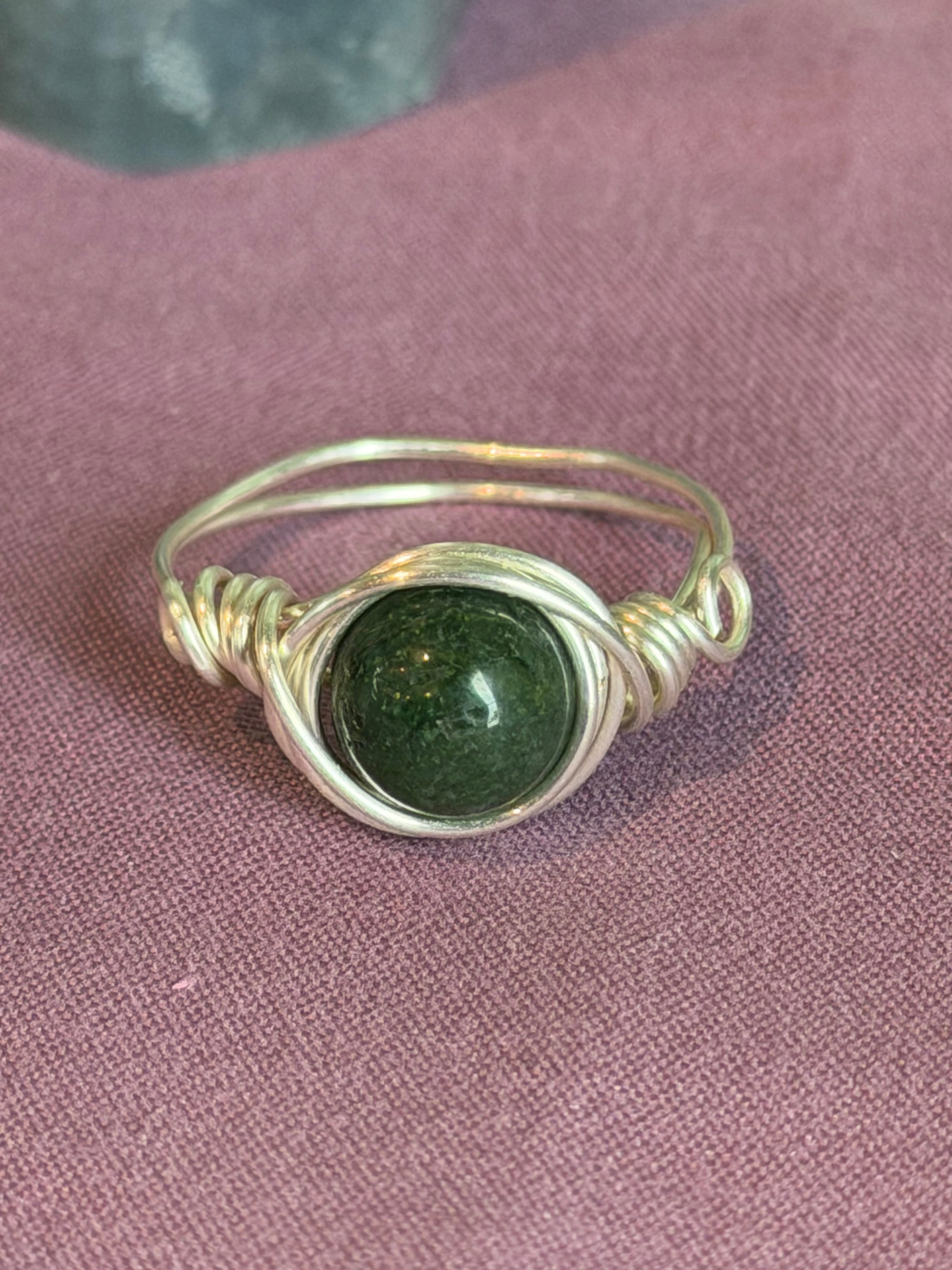 Moss Agate size 8 silver-tone copper wire-wrapped ring