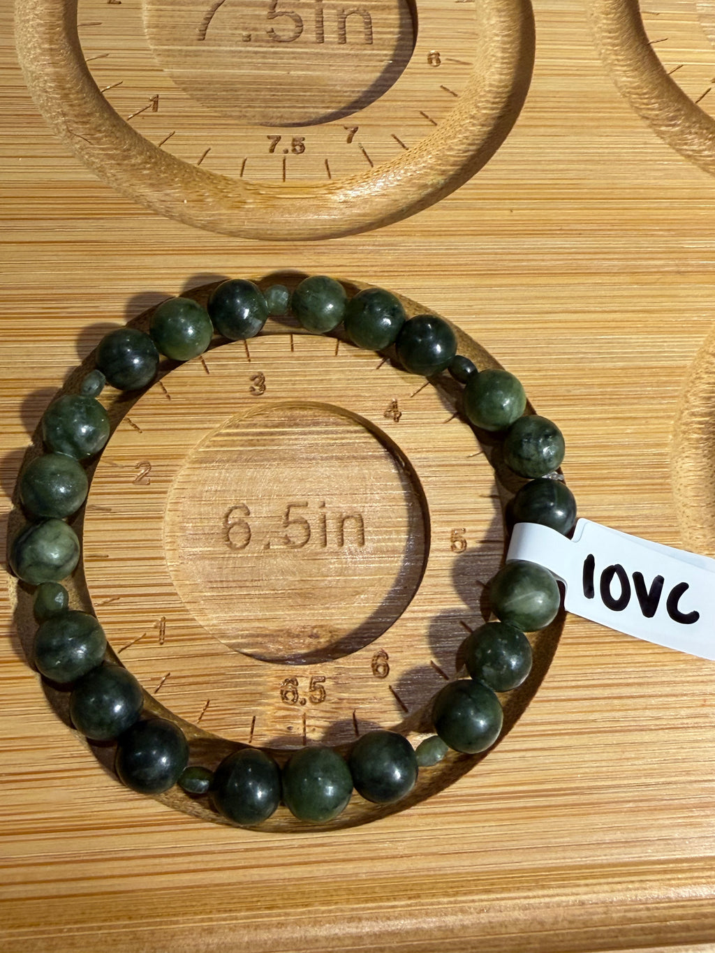 Jade 6.5 inch beaded stretchy bracelet