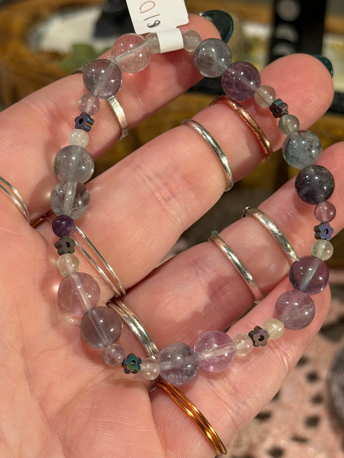 Fluorite 6.75-inch stretchy bracelet with flowers