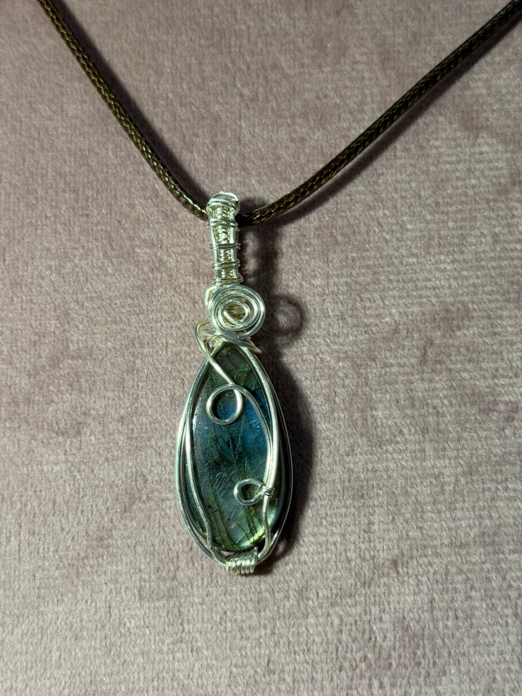 Labradorite silver-tone copper wire-wrapped pendant