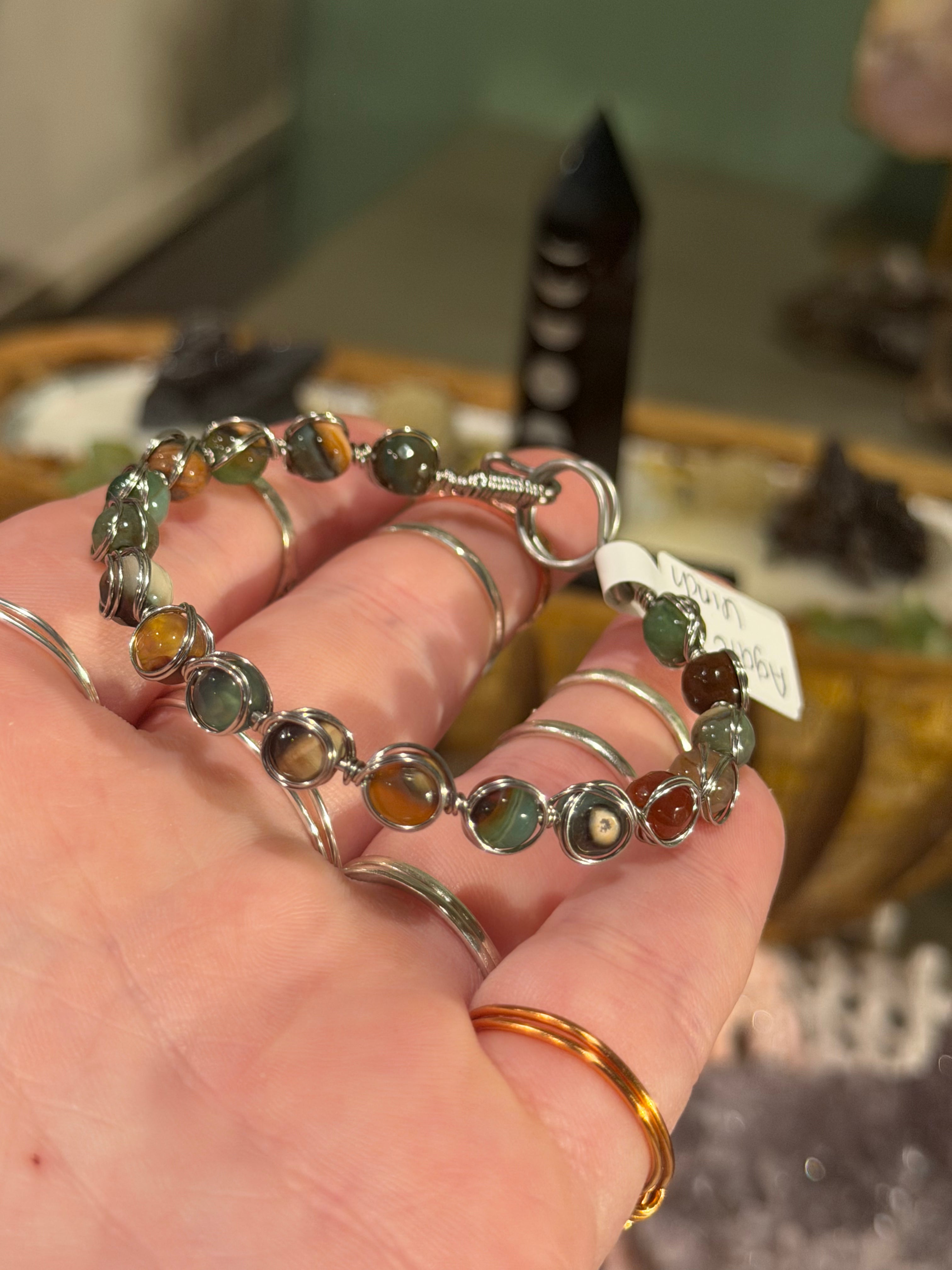 Agate 6-inch stainless steel wire-wrapped bracelet