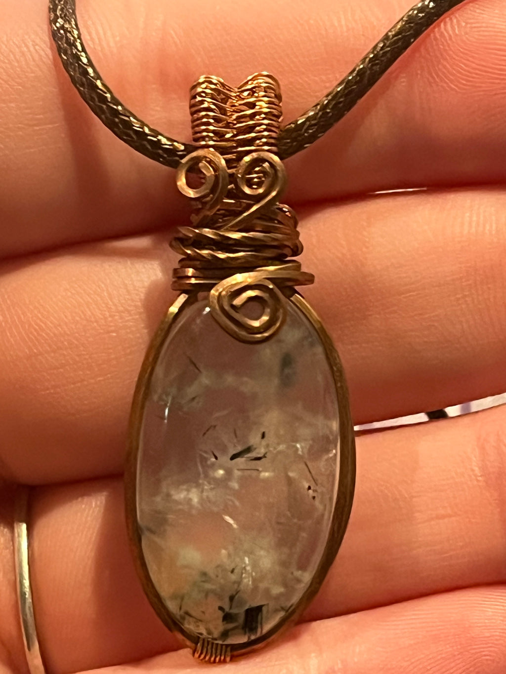 Prehnite copper wire-wrapped pendant