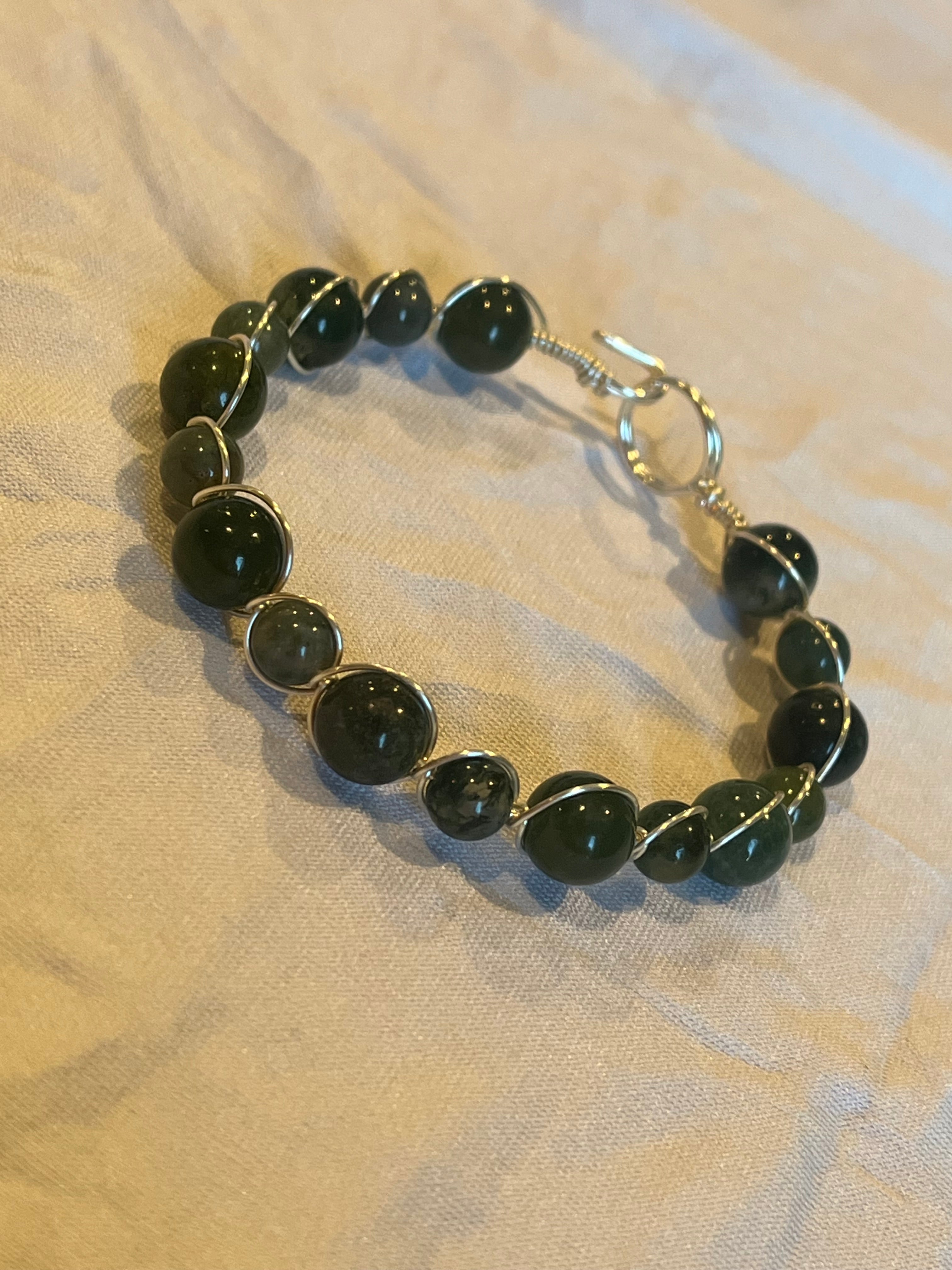 Moss Agate 6 in silver-tone copper wire-wrapped bracelet