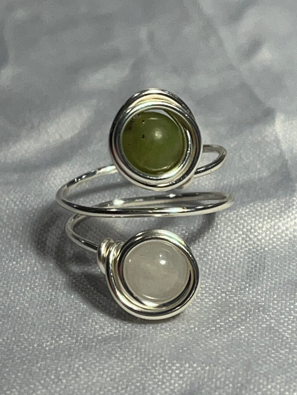 Chinese Jade & Rose Quartz size 6 silver-tone copper wire-wrapped ring