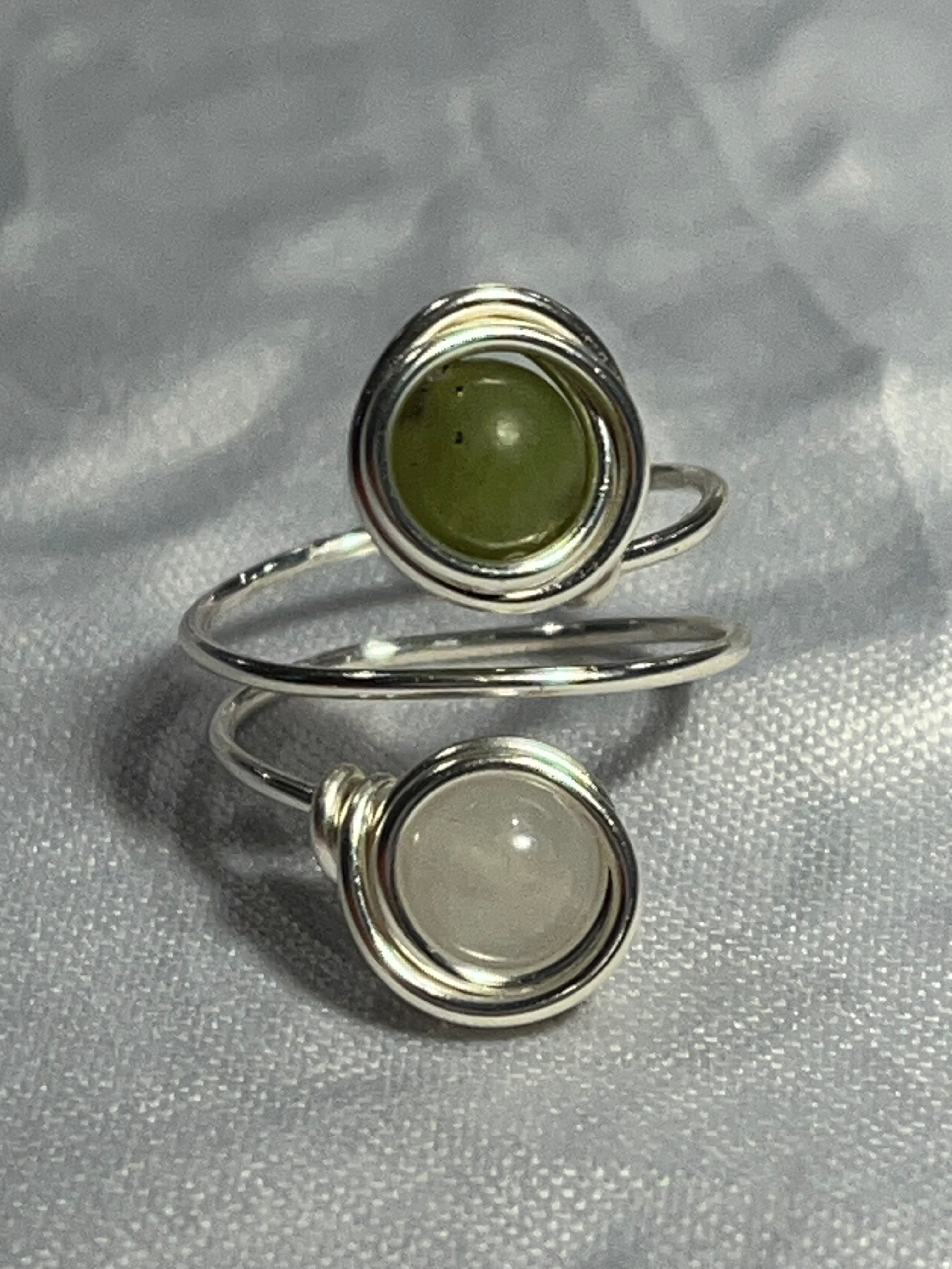 Chinese Jade & Rose Quartz size 6 silver-tone copper wire-wrapped ring